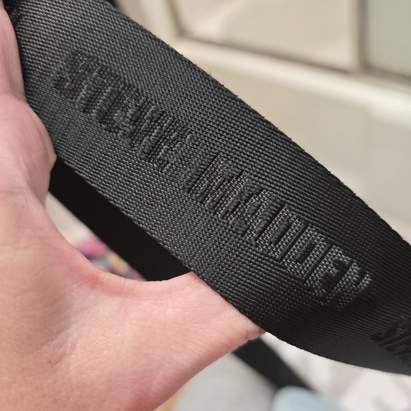 Steve Madden Puffer Bag - Picture 7 of 7